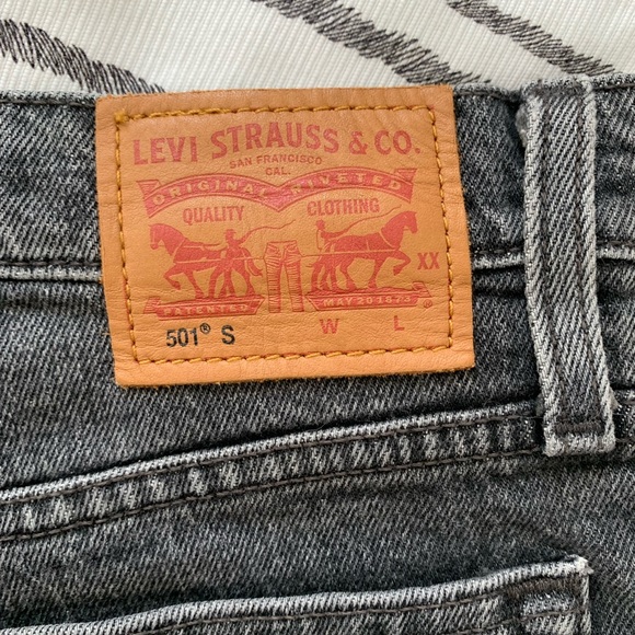 Levi Strauss long shorts - Picture 3 of 5